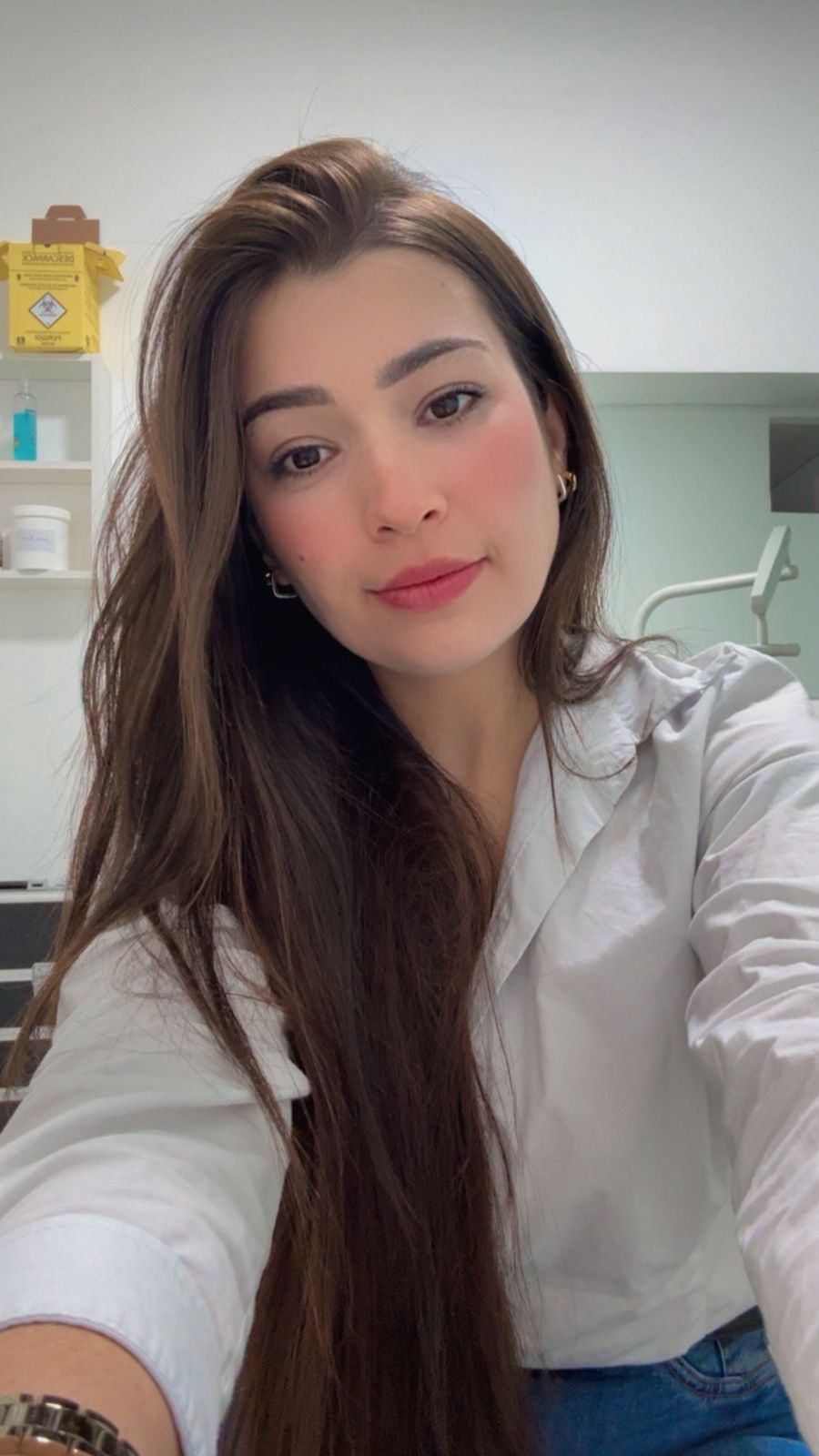 Dra. Carolina — Endodontia